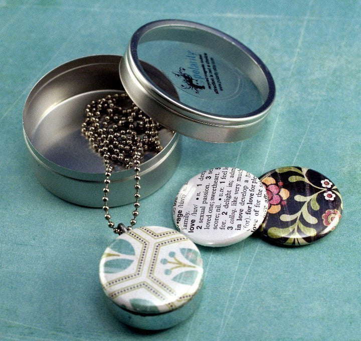 Design Picture Locket - Love Me Do