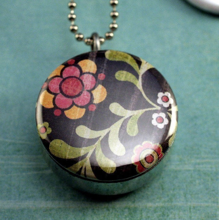 Design Picture Locket - Love Me Do