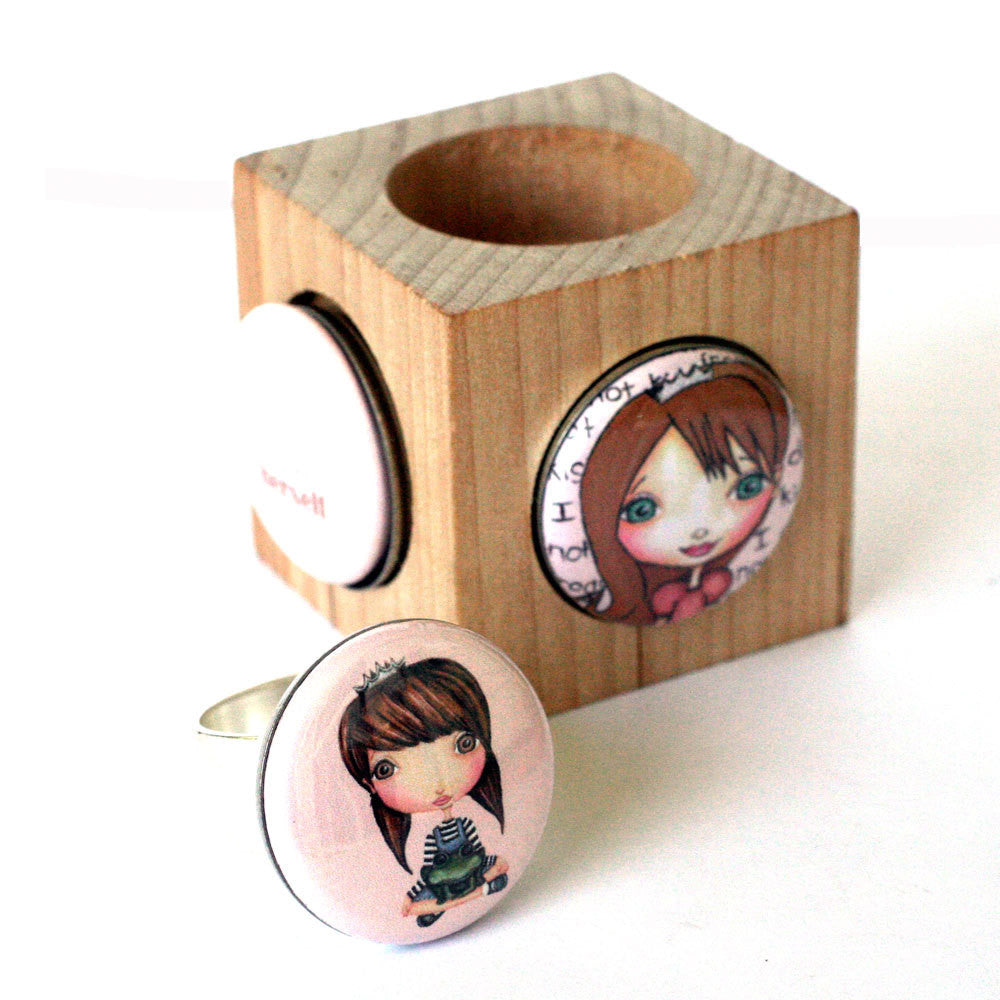 Princess Magnetic Ring