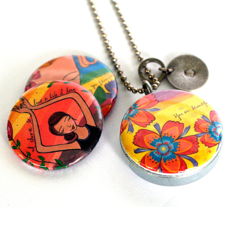 Flourish Magnetic Mirror Locket Necklace