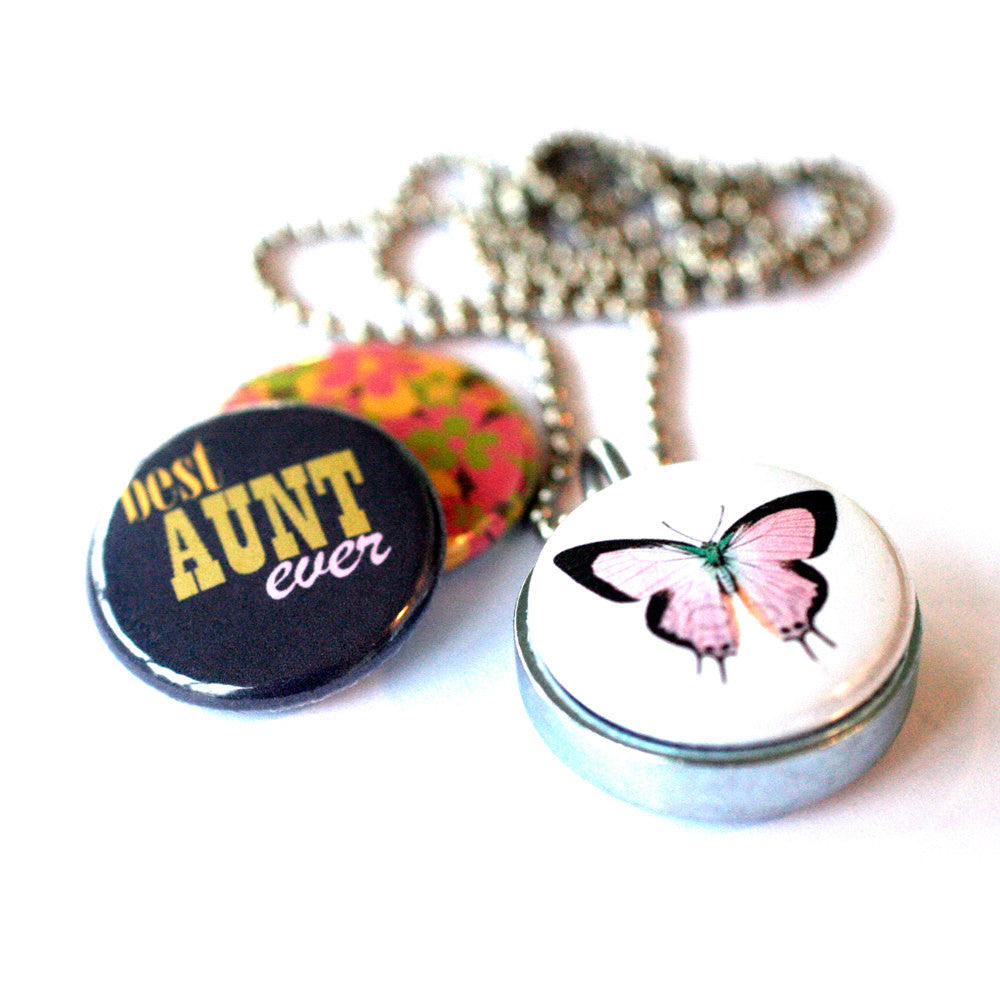 Best AUNT Locket Necklace