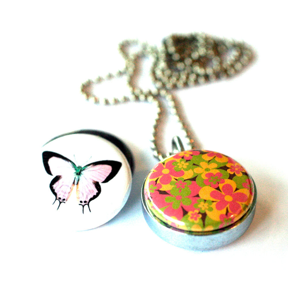 Best AUNT Locket Necklace