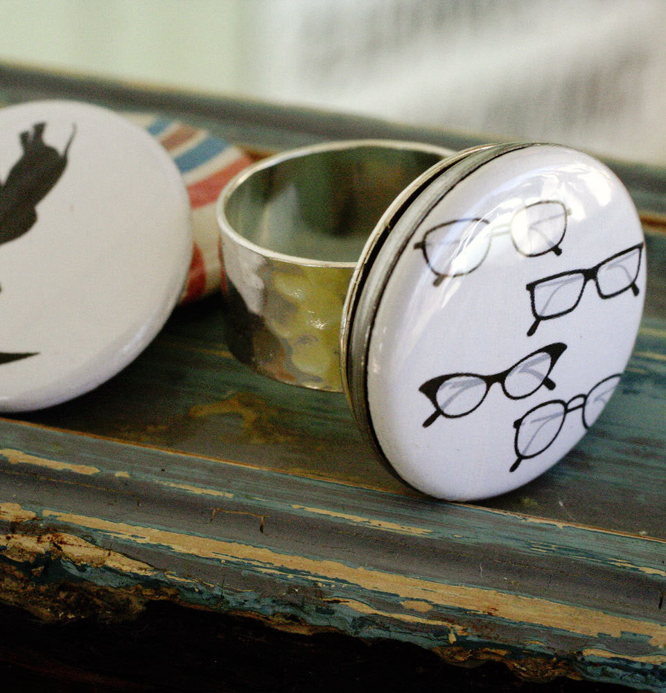 Flying Elephant Magnetic Ring