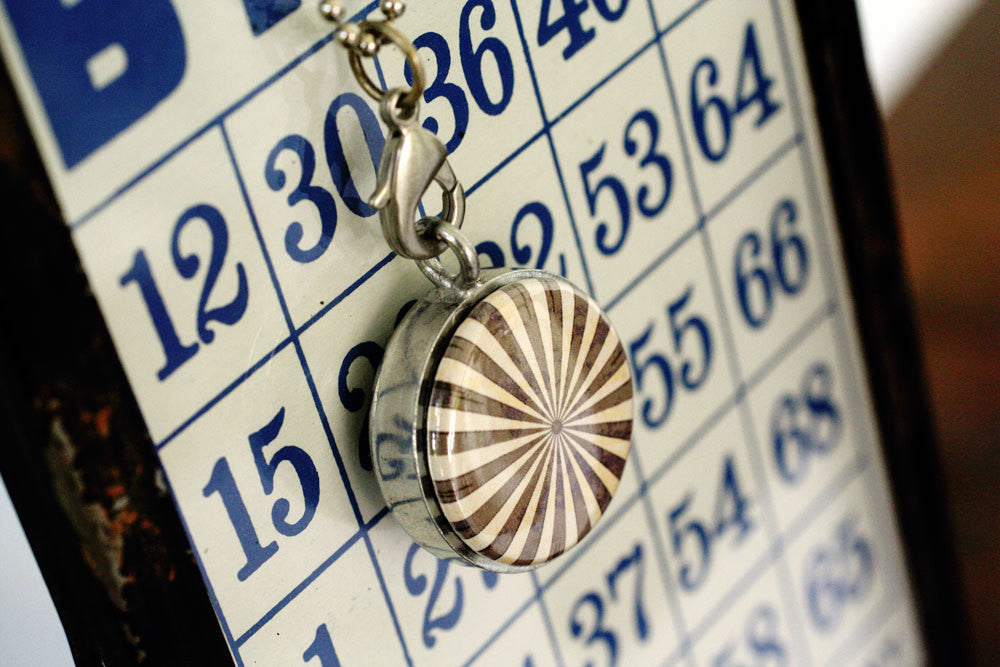 do hard stuff magnetic locket