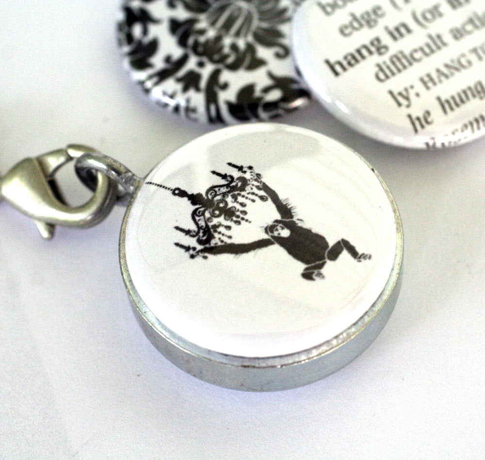 Hang in There Magnetic Locket Necklace