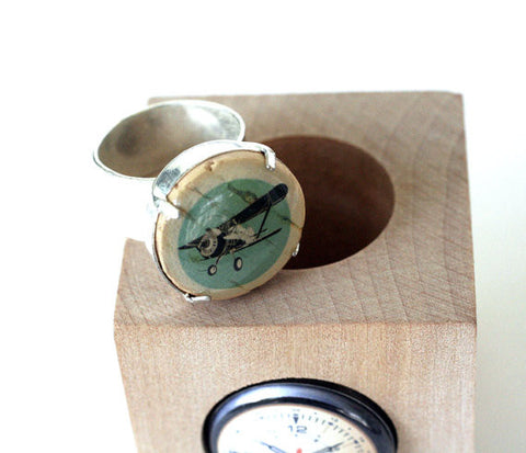 airplane ring